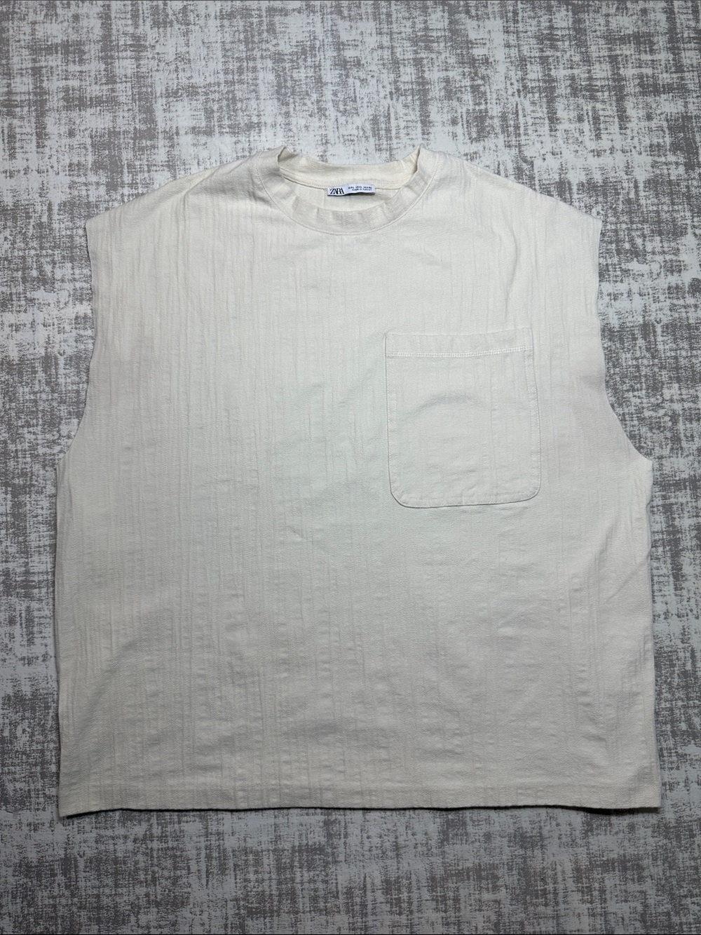 Zara Men Off-White Sleeveless Pocket Crew Neck Tank - Size L
